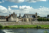 Church Église Saint-Florentin and the former town hall Hotel Morin, Musee de l'Hôtel de Ville on the Loire River in Amboise, France