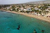 Strand der Coral Bay aus der Luft gesehen, Zypern, Europa 