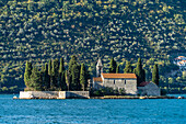 Die Insel St. Georg, Sveti Dorde an der Bucht von Kotor, Montenegro, Europa