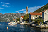 Perast an der Bucht von Kotor, Montenegro, Europa 