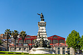 Monumento ao Infante Dom Henrique monument, Porto, Portugal, Europe