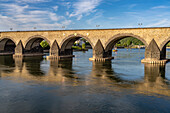 Das Balduinbrücke über die Mosel in Koblenz, Rheinland-Pfalz, Deutschland