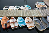 USA, Massachusetts, Cape Ann, Boote im Hafen von Annisquam