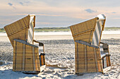 Strandkörbe in Sankt-Peter-Ording, Nordsee, Nordfriesland, Schleswig-Holstein