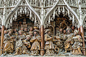 Holzschnitzerei in der Kathedrale Notre Dame d’Amiens, Amiens, Frankreich 