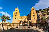 Die Kathedrale Santissimo Salvatore Alber der Altstadt von Cefalu, Sizilien, Italien, Europa
