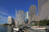 North Cove Yacht Harbor mit dem World Financial Center, Manhattan, New York, New York, USA