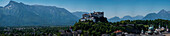 Salzburg Panorama mit Kapuzinerkloster, Dom und Festung, Salzburg, Österreich