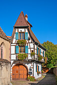 Fachwerkhäuser in Kaysersberg, Haut-Rhin, Route des Vins d'Alsace, Elsässer Weinstraße, Grand Est, Alsace-Champagne-Ardenne-Lorraine, Frankreich