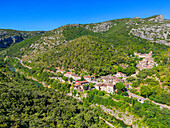 Blick über Saint-Guilhem-le-Désert, Hérault, Jakobsweg,  Occitanie, Languedoc-Roussillon-Midi-Pyrénées, Frankreich
