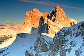 Blick von der Seceda zu den Geislerspitzen in den Dolomiten, Südtirol, Italien