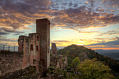 Abendstimmung, Burg Altdahn, Dahner Felsenland, Pfälzer Wald, Pfalz, Rheinland-Pfalz, Deutschland