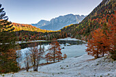 Ferchensee, view to the Karwendel, near Mittenwald, Wetterstein Mountains, Bavaria, Germany