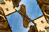Doppelbelichtung des Gebäudes Palau del Lloctinent in Barcelona, Spanien