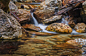 Herbst am Lainbach Wasserfall bei Kochel am See, Oberbayern, Bayern, Deutschland, Europa