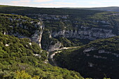 Blick in die Schlucht Gorges de l'Ardeche, Gard, Okzitanien, Frankreich