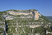 Steilwand in der Gorges de la Nesque, Sault, Vaucluse, Provence-Alpes-Côte d'Azur, Frankreich
