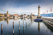 Harbor with Mangturm and lighthouse, Lindau am Bodensee, Swabia, Bavaria, Germany