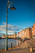 Evening light on the Shore at Leith, Edinburgh, City of Edinburgh, Scotland, UK