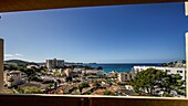 Panoramablick zum Touristenviertel von Paguera und zum Meer, im Hintergrund die Malgrats Inseln, Peguera, Mallorca, Spanien