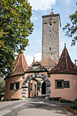 Burgtor am Stadtgarten, Rothenburg ob der Tauber, romantische Straße, Franken, Bayern, Deutschland