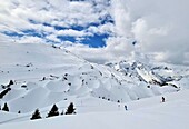 Im Skigebiet Lech am Arlberg, Winter in Vorarlberg, Österreich