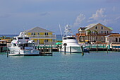 Blick auf den Hafen, Clarence Town, Insel Long Island, The Bahamas