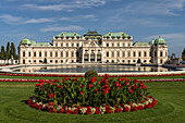 Schlossgarten und Oberes Schloss Belvedere in Wien, Österreich, Europa