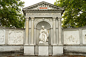 Das Grillparzer Denkmal im Volksgarten, Wien, Österreich, Europa  