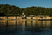 Altstadt von St. Goar im Morgenlicht, Oberes Mittelrheintal, Rheinland-Pfalz, Deutschland