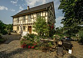 Gümderodehaus in Oberwesel, restaurant with decorative outdoor dining and rural flair, Upper Middle Rhine Valley, Rhineland-Palatinate, Germany