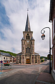 Außenansicht der Kirche Saint Martin in Yport, Normandie, Frankreich