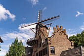 Die Stadtwindmühle in Kalkar, Niederrhein, Nordrhein-Westfalen, Deutschland, Europa 