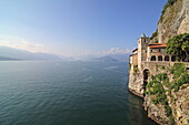 Santa Caterina del Sasso, Leggiuno, Lago Maggiore, Lombardei, Italien
