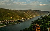 View of the Rhine Valley near Kamp-Bornhofen, in the background the Bornhofen pilgrimage monastery and the castles Sterrenberg and Liebenstein, Upper Middle Rhine Valley, Rhineland-Palatinate, Germany