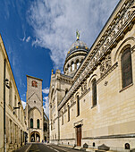 Stadtturm Tour Charlemagne und Basilika St. Martin, Tours, Loiretal, UNESCO Welterbe Loiretal, Frankreich