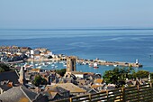 Blick auf die Bucht von St. Ives, Cornwall, England, Großbritannien