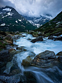 Regenwetter am Sustenpass, Sustenpass, Kanton Bern, Schweiz