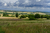 Rhönlandschaft am Heidelstein in der Langen Rhön, Biosphärenreservat Rhön, Bayern, Hessen, Deutschland