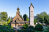 norwegische Stabholzkirche Wang (Wang-Kirche, Kościół Wang, Kosciolek Wang) in Karpacz (Krummhübel) im Riesengebirge (Nationalpark Riesengebirge; Karkonoski Park Narodowy) in der Woiwodschaft Dolnośląskie in Polen