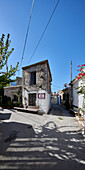 Blick auf eine alte Zimmerei im Örtchen Avdou, Kreta, Griechenland