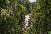 Der Sirithan Wasserfall im Doi Inthanon Nationalpark, Chiang Mai, Thailand, Asien 