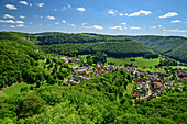 Aussicht von Krebsstein auf Gutenberg und Lenninger Tal, Lenningen, Schwäbische Alb, Baden-Württemberg, Deutschland