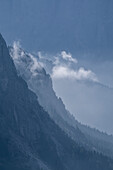 Geislergruppe und Seceda im Herbst, Grödnertal, Bozen, Südtirol, Italien