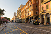 Gebäude an der Via Roma, Cagliari, Sardinien, Italien