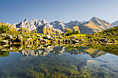  Guggersee, Trettachspitze, Mädelegabel, Hochtrottspitze, Linkserkopf, Allgäu main ridge, Bavaria, Germany 