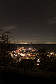 Sternenhimmel über Virnsberg, Flachslanden, Ansbach, Mittelfranken, Franken, Bayern, Deutschland, Europa