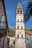 Kirchturm von Perast, Bucht von Kotor, Montenegro