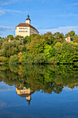 Burg Horneck mit Neckar, Gundelsheim, Odenwald, Baden-Württemberg, Deutschland