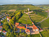  Aerial view of the Burgfalknerei Hohenbeilstein in the evening, Beilstein, Neckar, Neckartal, Württembergische Weinstrasse, Baden-Württemberg, Germany 